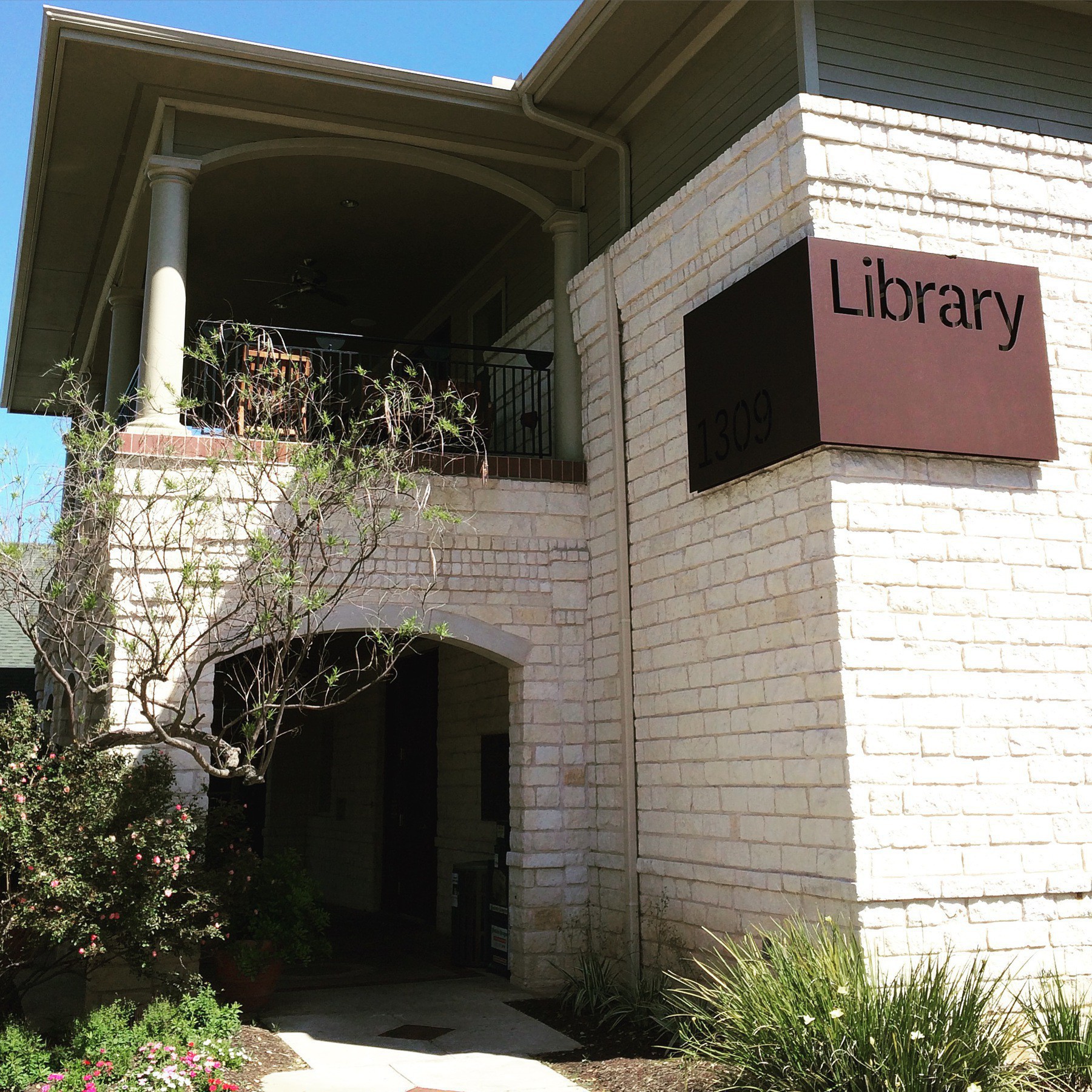 Westbank Community Library